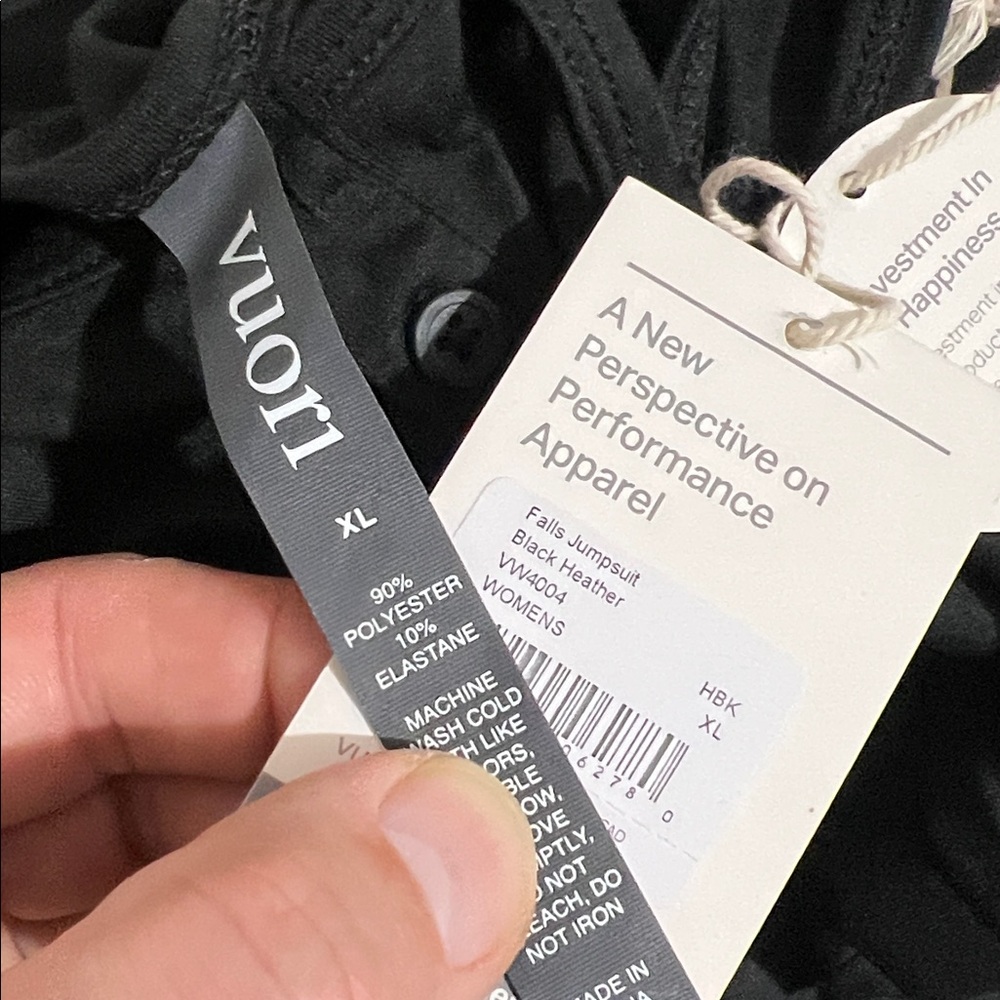 Vuori Women’s Falls Jumpsuit in Heathered Black, size XL - Picture 9 of 15